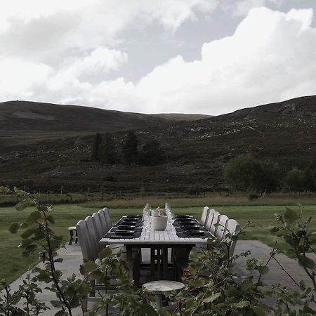 Huswell - Gairnshiel Lodge - Unique & Exclusive Lodge Next To The Castle Ballater Zewnętrze zdjęcie