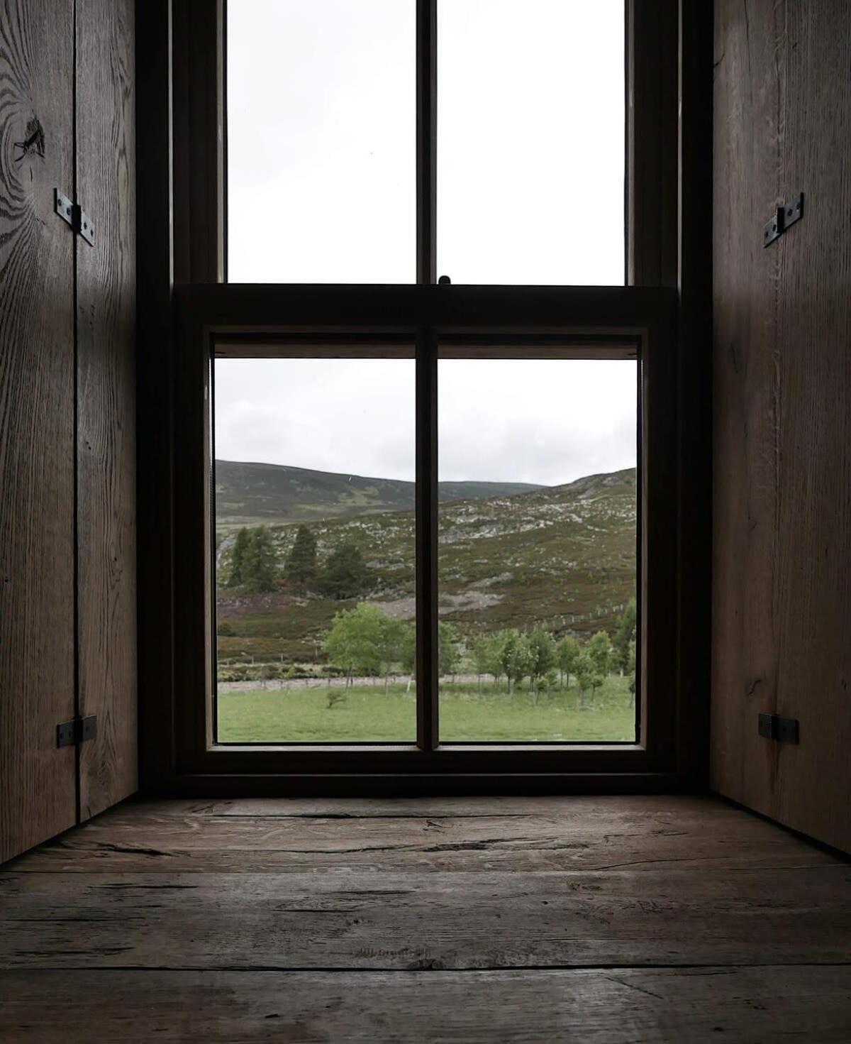 Huswell - Gairnshiel Lodge - Unique & Exclusive Lodge Next To The Castle Ballater Zewnętrze zdjęcie